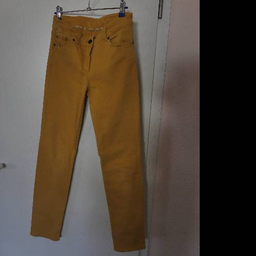 Jeansstoffhose GerryW Größe S, zu finden am Stand 5 bei Dein Kleiderbügel