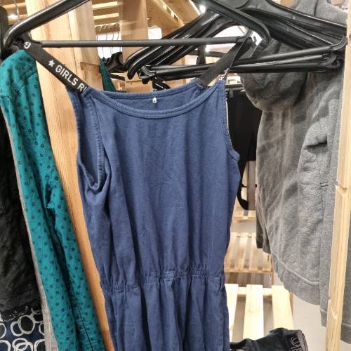 Kleid blau, zu finden am Stand 150 bei Dein Kleiderbügel