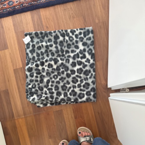 Schal animalprint, zu finden am Stand 9 bei Dein Kleiderbügel