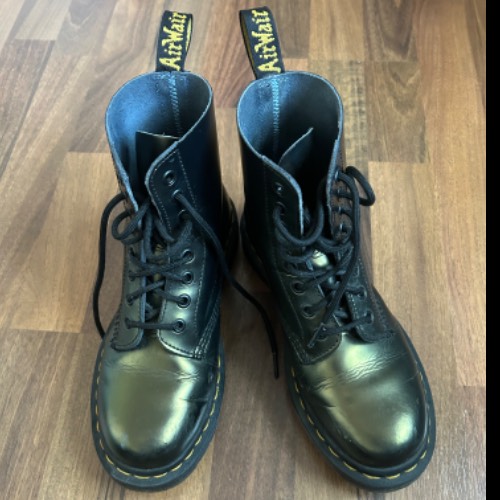 Dr Martens Stiefel  Größe: 37, zu finden am Stand 54 bei Dein Kleiderbügel