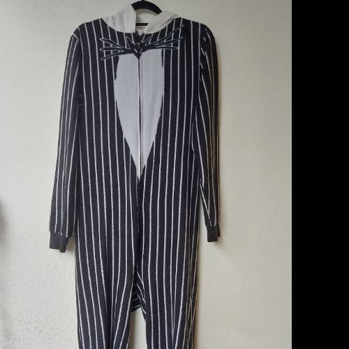 Onesie, Jack Skellington Gr. S, zu finden am Stand 102 bei Dein Kleiderbügel