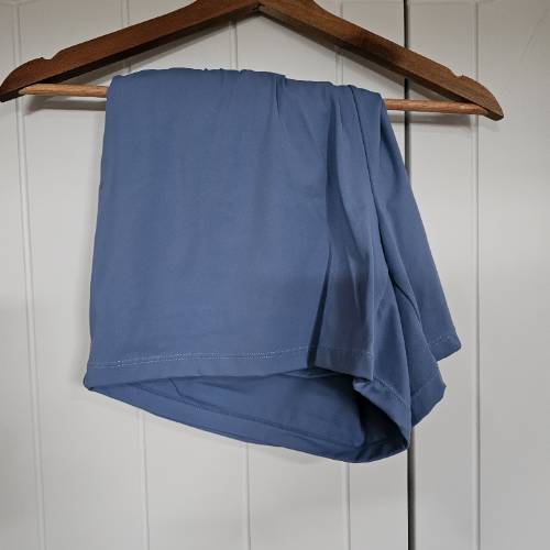 Leslunes Shorts blau L, zu finden am Stand 46 bei Dein Kleiderbügel