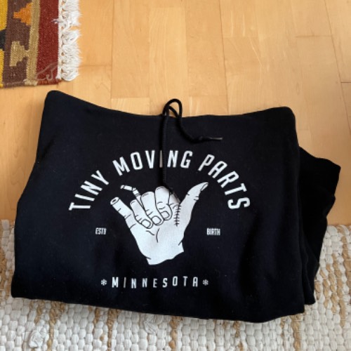 Tiny Moving Parts Pulli, zu finden am Stand 39 bei Dein Kleiderbügel