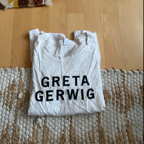 Greta Gerwig Tee, zu finden am Stand 39 bei Dein Kleiderbügel