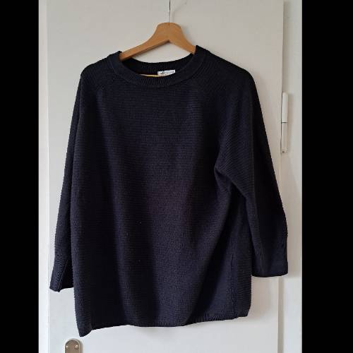 Jaquelin Yong Pullover blau S, zu finden am Stand 35 bei Dein Kleiderbügel