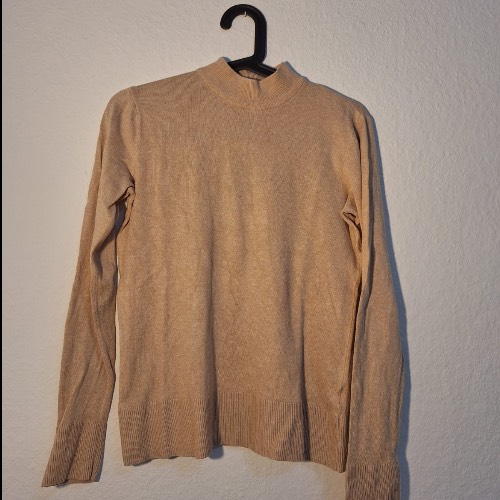 Pullover beige Gr. XS , zu finden am Stand 22 bei Dein Kleiderbügel