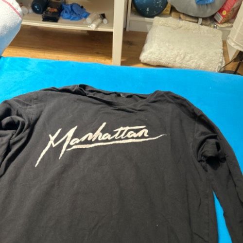 Pullover schwarz Manhattan M/L, zu finden am Stand 13 bei Dein Kleiderbügel