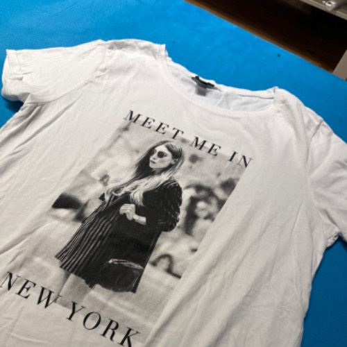 T-shirt new yorker XL, zu finden am Stand 13 bei Dein Kleiderbügel