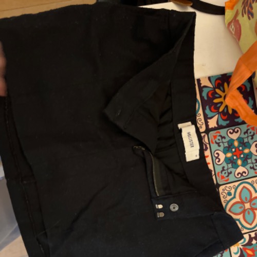 Hollister Skort schwarz Gr.M, zu finden am Stand 72 bei Dein Kleiderbügel